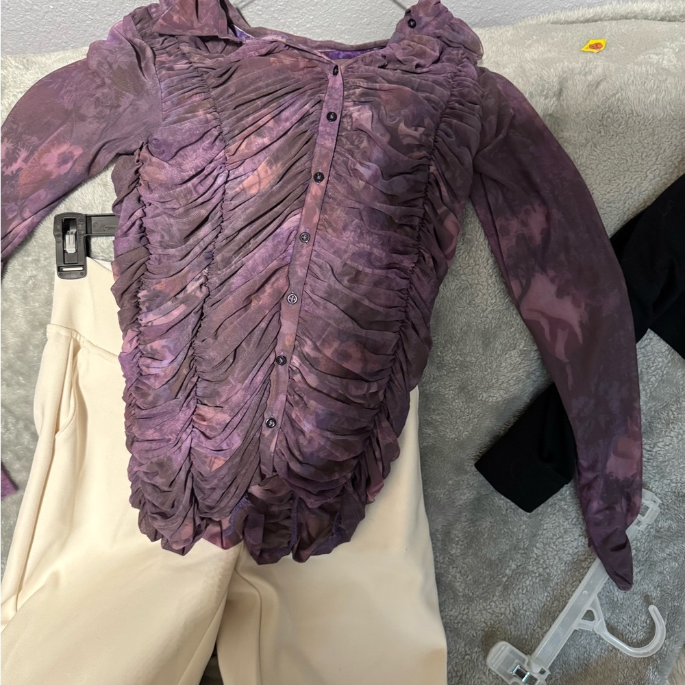 Women’s Purple Ruched Button-Front Top by - Picture 2 of 4